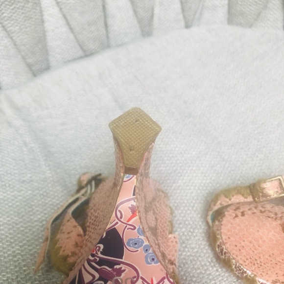 Size 38 Irregular Choice slingback, wedge heel, pumps - Picture 3 of 6